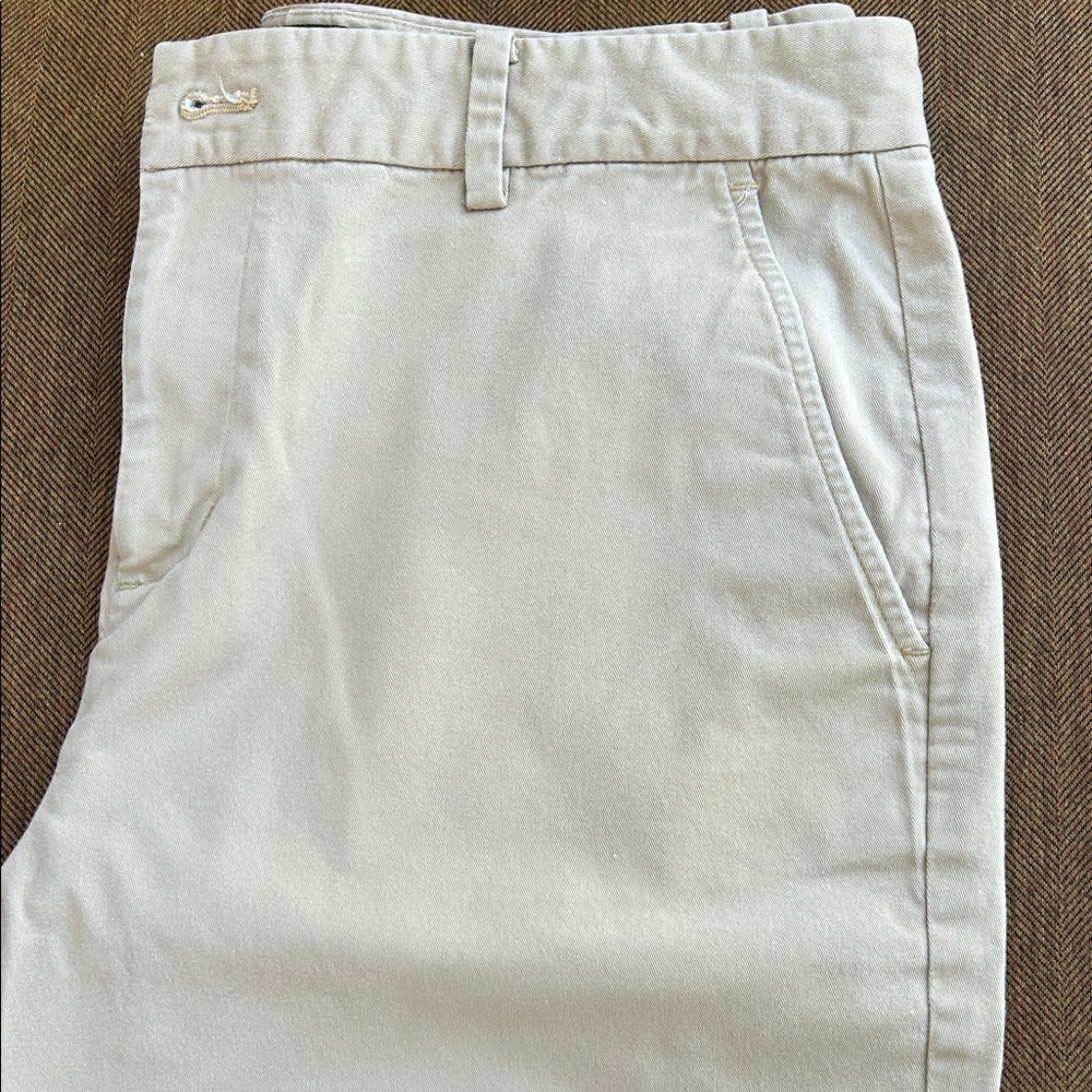 Ralph Lauren Kahki Women's Shorts - Picture 4 of 4